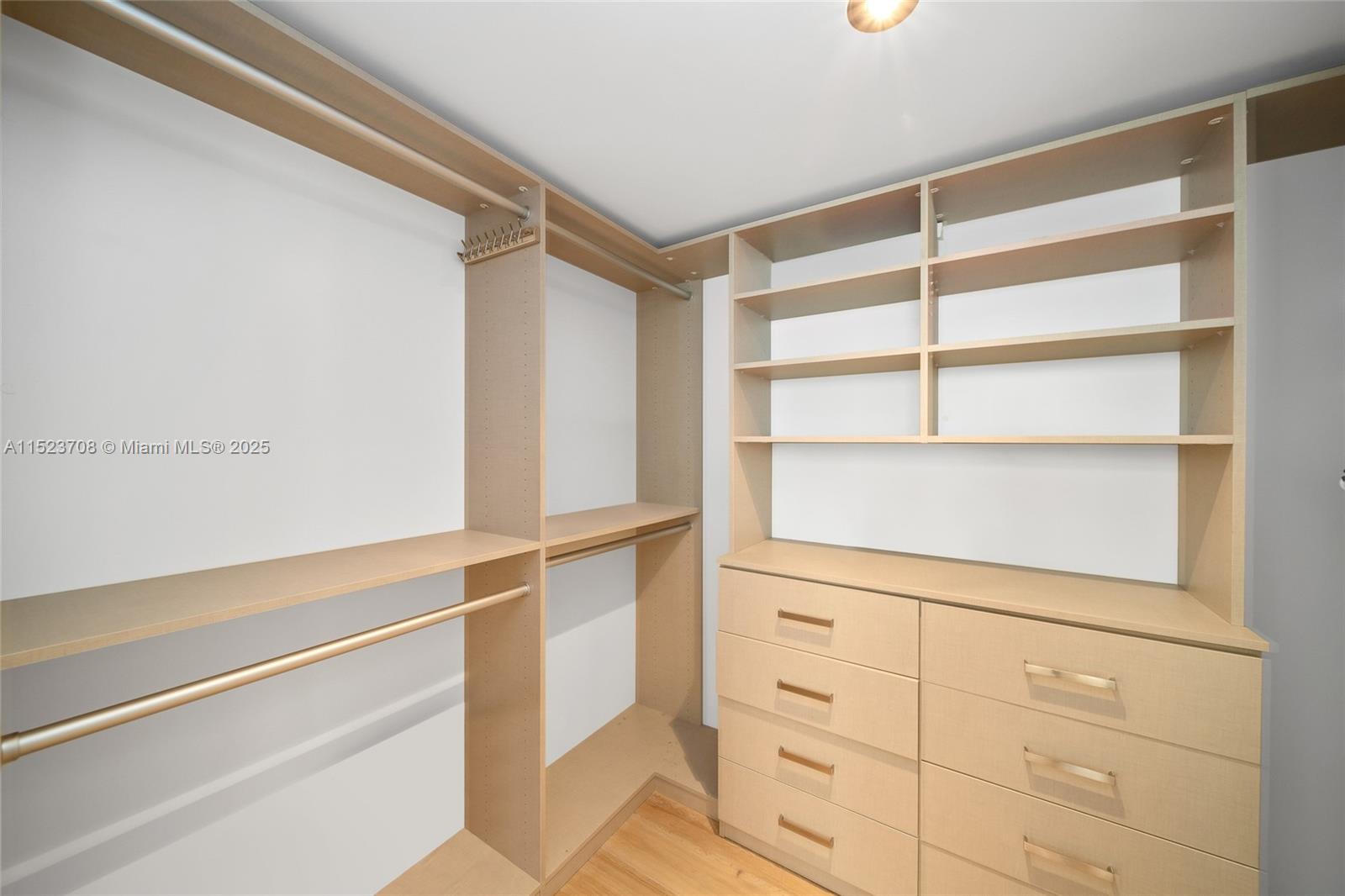 5801 Collins Ave, Miami Beach, FL, 33140 United States, 4 Bedrooms Bedrooms, ,5 BathroomsBathrooms,Residential,For Sale,Collins Ave,A11523708