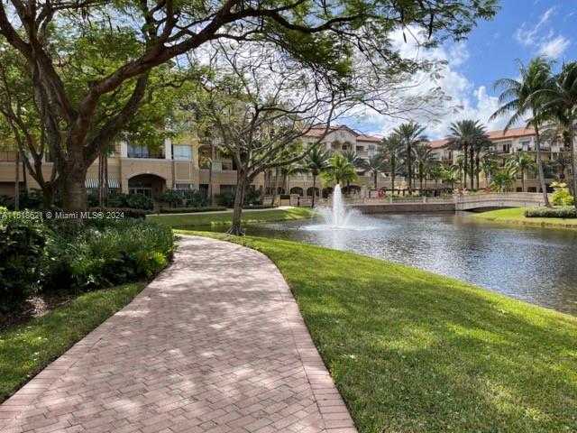 16135 Emerald Estates Dr 462, Weston, Florida 33331, 1 Bedroom Bedrooms, ,1 BathroomBathrooms,Residential,For Sale,16135 Emerald Estates Dr 462,A11518621