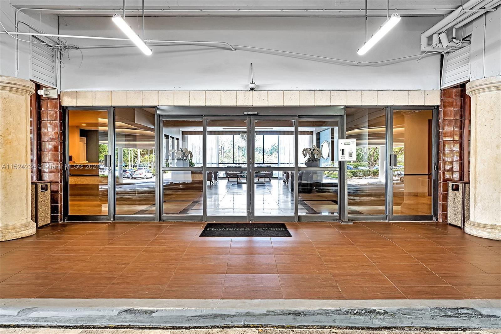 3731 N Country Club Dr 2129, Aventura, Florida 33180, 2 Bedrooms Bedrooms, ,2 BathroomsBathrooms,Residential,For Sale,3731 N Country Club Dr 2129,A11524234