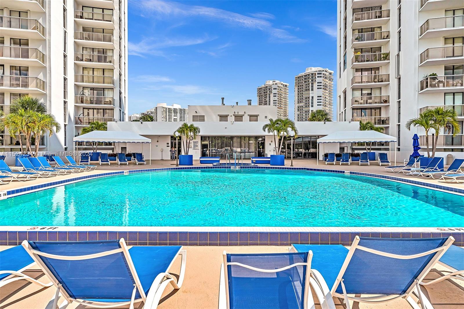 3731 N Country Club Dr 2129, Aventura, Florida 33180, 2 Bedrooms Bedrooms, ,2 BathroomsBathrooms,Residential,For Sale,3731 N Country Club Dr 2129,A11524234