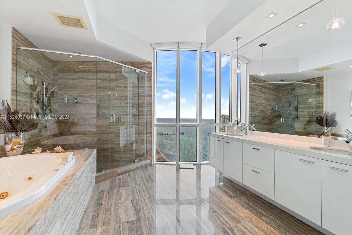 15901 Collins Ave, Sunny Isles Beach, FL, 33160 United States, 3 Bedrooms Bedrooms, ,3 BathroomsBathrooms,Residential,For Sale,Collins Ave,A11524037