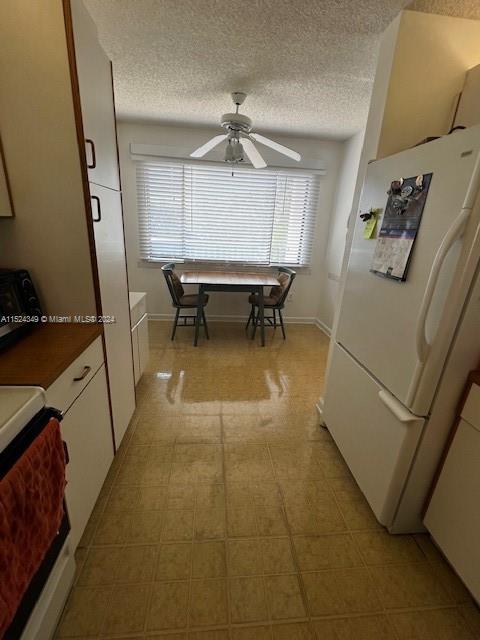 10858 W Clairmont Cir 302, Tamarac, Florida 33321, 2 Bedrooms Bedrooms, ,2 BathroomsBathrooms,Residential,For Sale,10858 W Clairmont Cir 302,A11524349