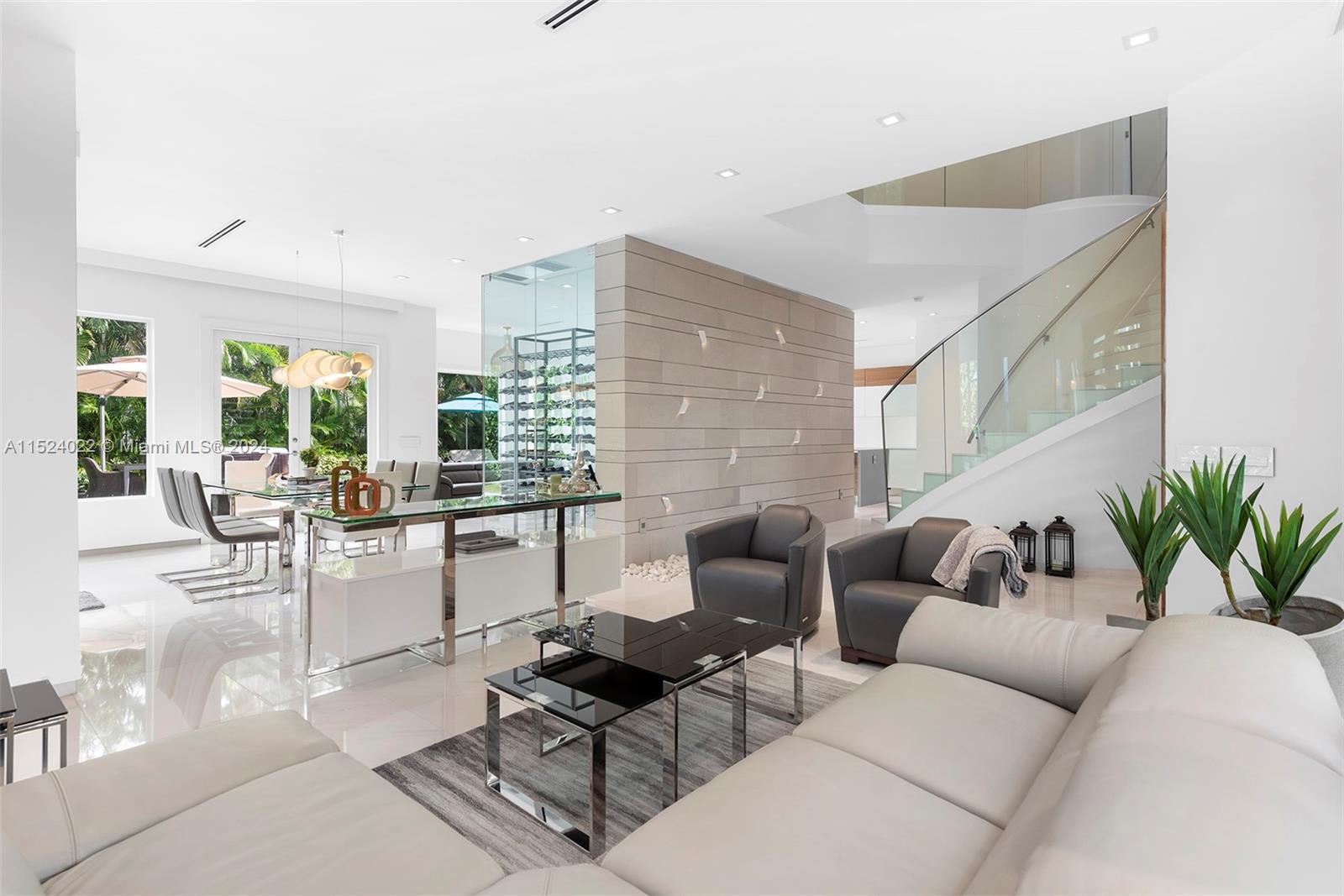 19963 NE 37th Ave, Aventura, Florida 33180, 5 Bedrooms Bedrooms, ,5 BathroomsBathrooms,Residential,For Sale,19963 NE 37th Ave,A11524022