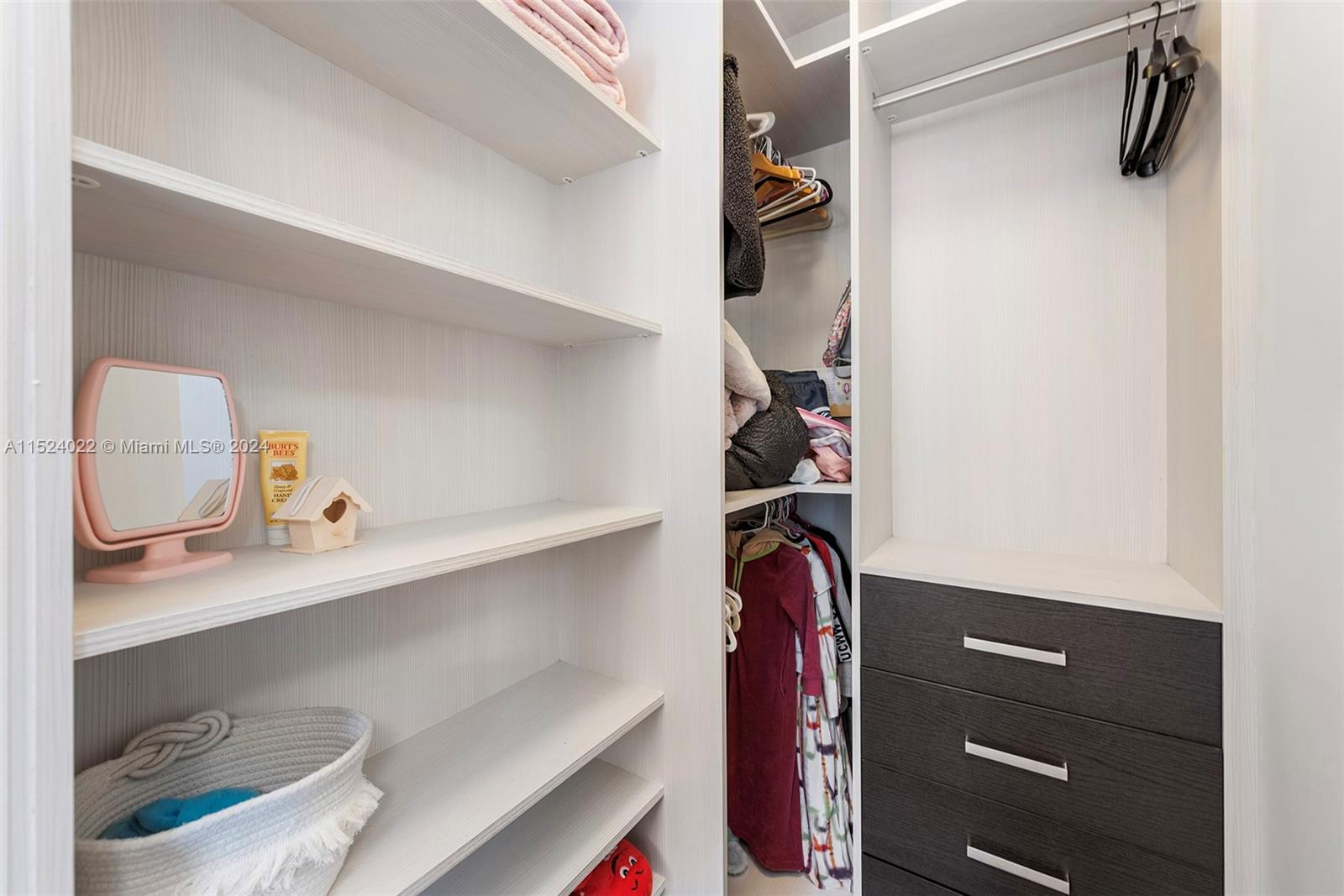 19963 NE 37th Ave, Aventura, Florida 33180, 5 Bedrooms Bedrooms, ,5 BathroomsBathrooms,Residential,For Sale,19963 NE 37th Ave,A11524022