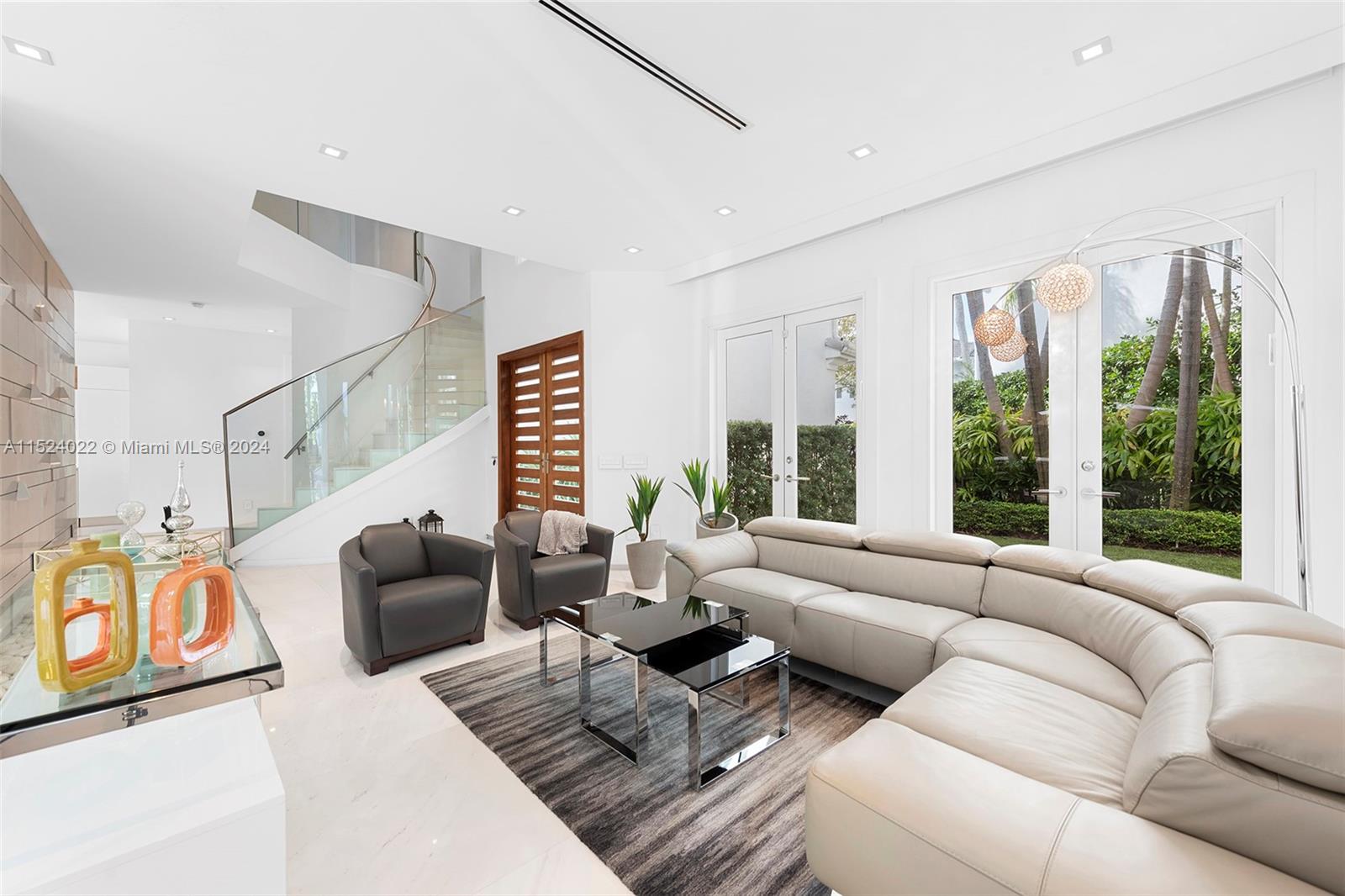 19963 NE 37th Ave, Aventura, Florida 33180, 5 Bedrooms Bedrooms, ,5 BathroomsBathrooms,Residential,For Sale,19963 NE 37th Ave,A11524022