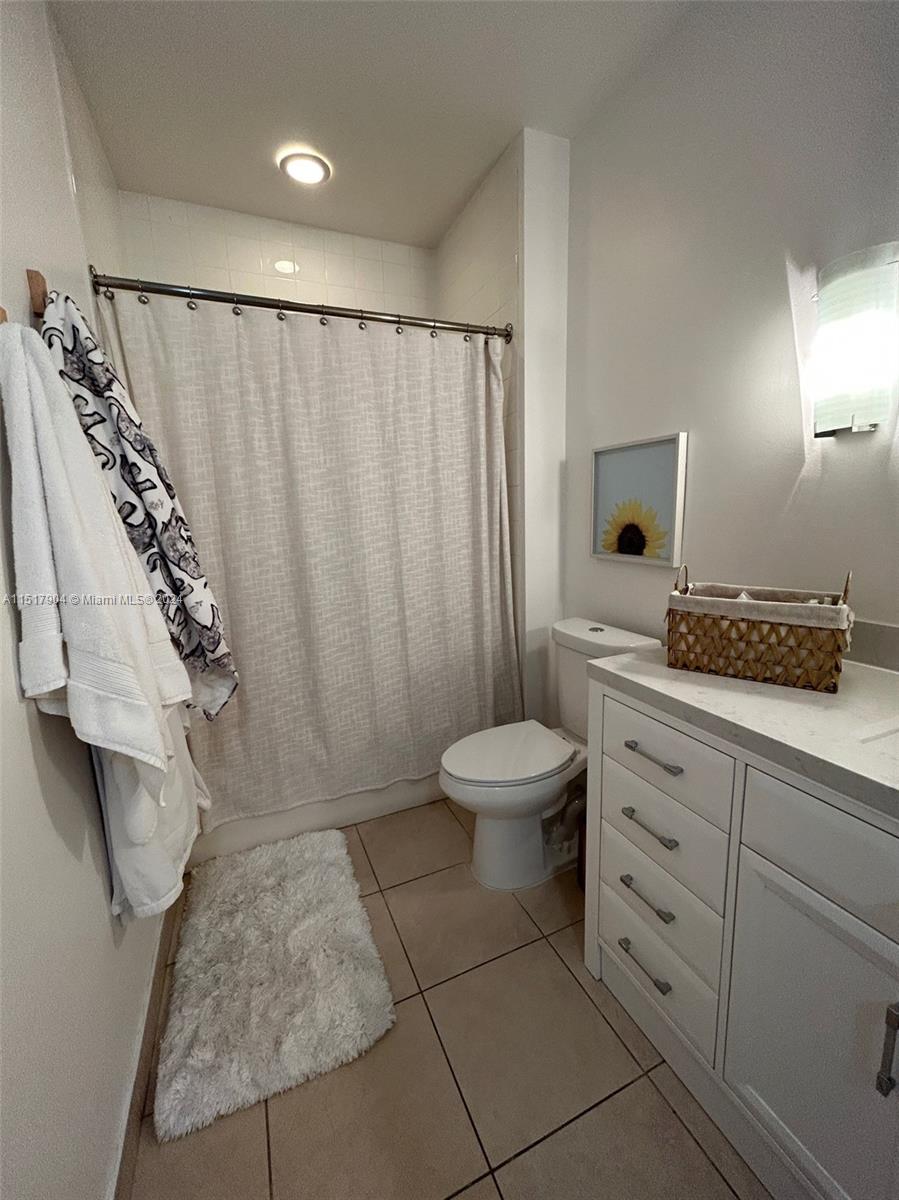 2001 Biscayne Blvd 2310, Miami, Florida 33137, 1 Bedroom Bedrooms, ,1 BathroomBathrooms,Residentiallease,For Rent,2001 Biscayne Blvd 2310,A11517904