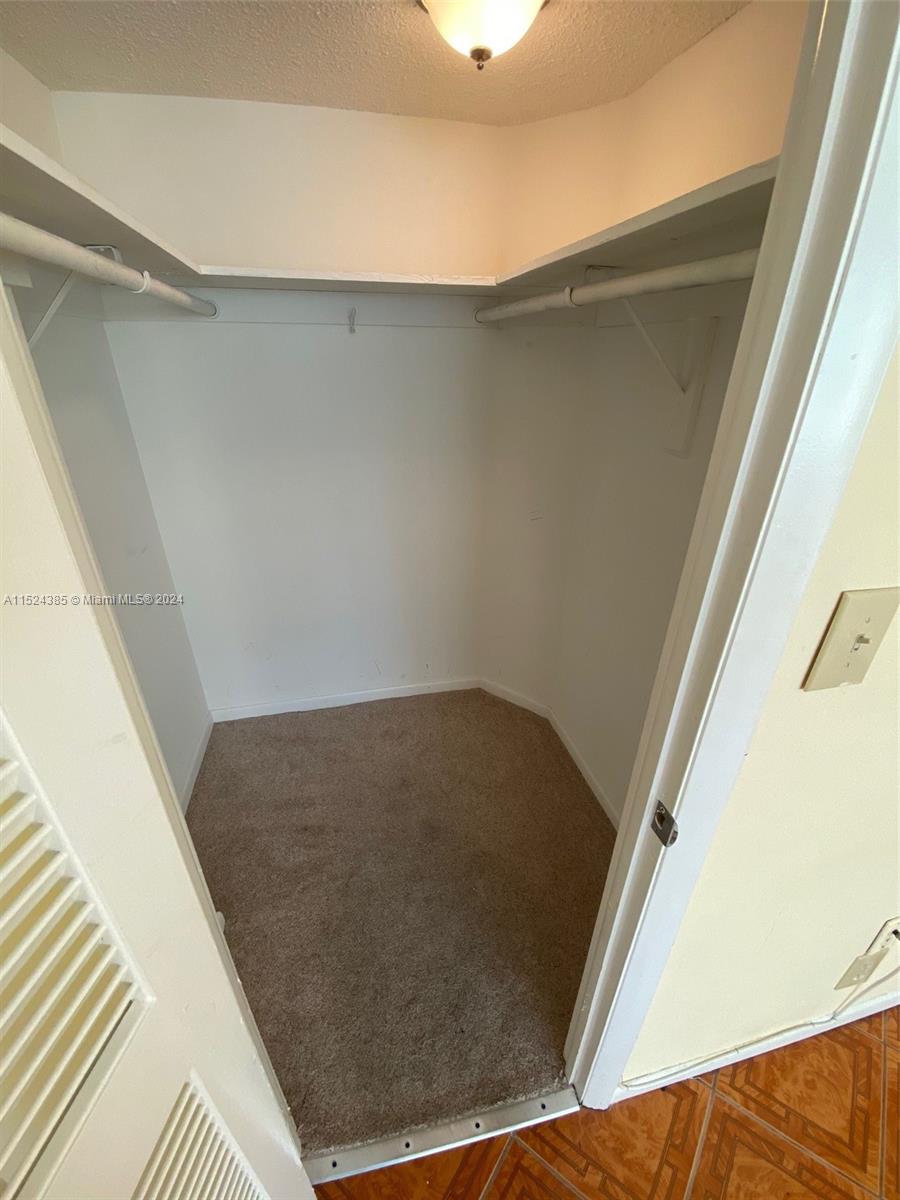 1410 S Ocean Dr 208, Hollywood, Florida 33019, 2 Bedrooms Bedrooms, ,2 BathroomsBathrooms,Residentiallease,For Rent,1410 S Ocean Dr 208,A11524385