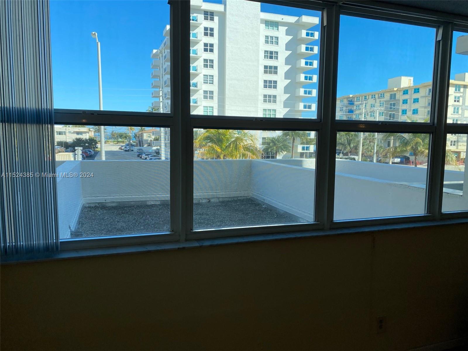 1410 S Ocean Dr 208, Hollywood, Florida 33019, 2 Bedrooms Bedrooms, ,2 BathroomsBathrooms,Residentiallease,For Rent,1410 S Ocean Dr 208,A11524385