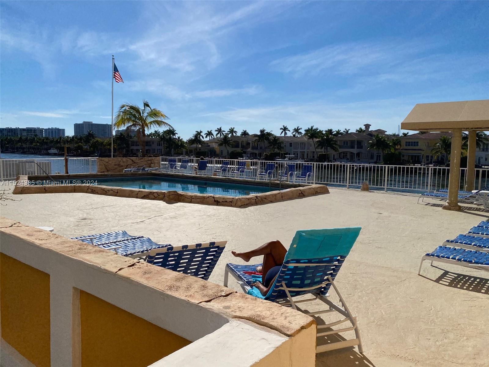 1410 S Ocean Dr 208, Hollywood, Florida 33019, 2 Bedrooms Bedrooms, ,2 BathroomsBathrooms,Residentiallease,For Rent,1410 S Ocean Dr 208,A11524385