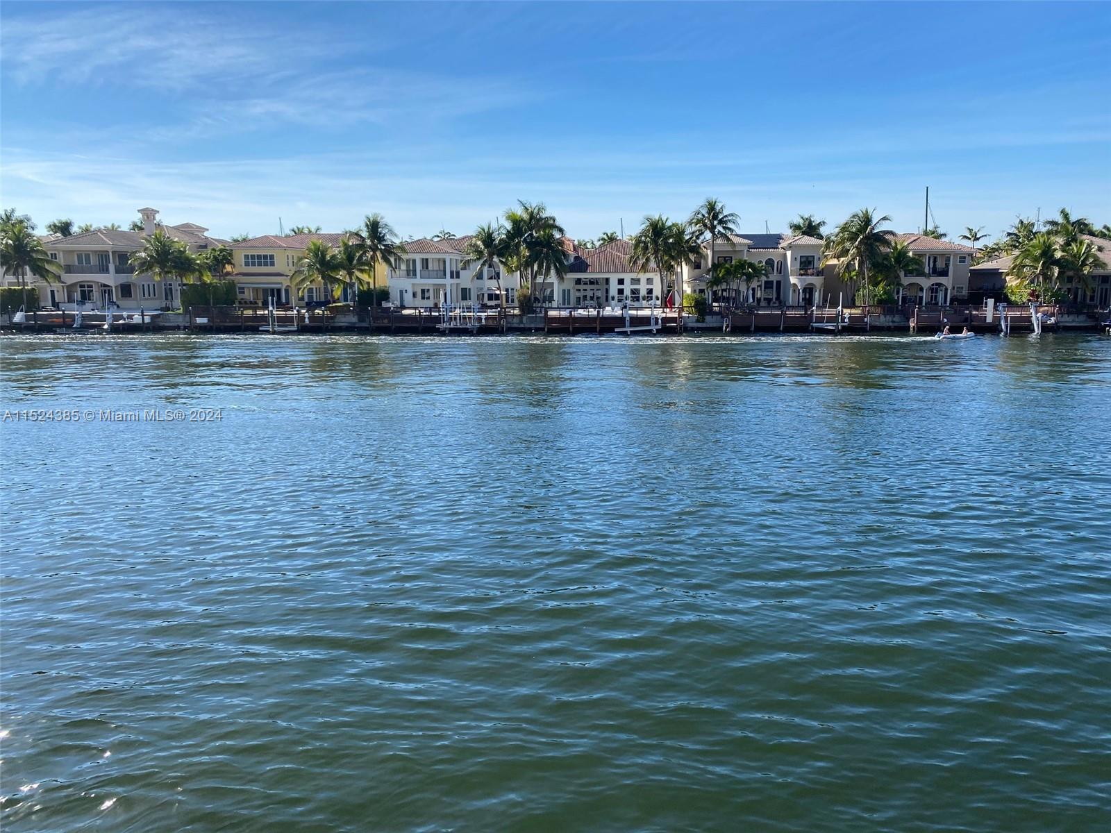 1410 S Ocean Dr 208, Hollywood, Florida 33019, 2 Bedrooms Bedrooms, ,2 BathroomsBathrooms,Residentiallease,For Rent,1410 S Ocean Dr 208,A11524385