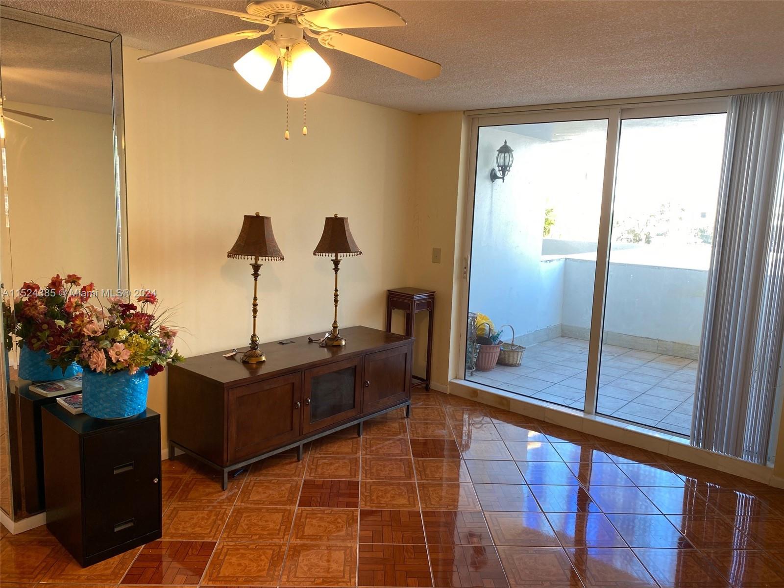 1410 S Ocean Dr 208, Hollywood, Florida 33019, 2 Bedrooms Bedrooms, ,2 BathroomsBathrooms,Residentiallease,For Rent,1410 S Ocean Dr 208,A11524385