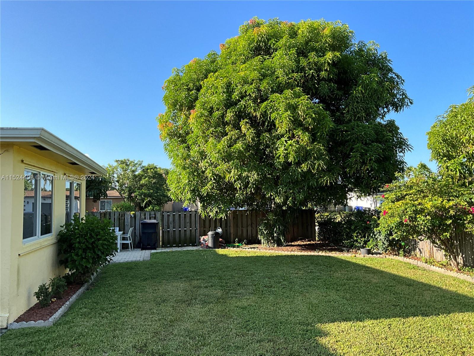 6701 SW 9th Pl, North Lauderdale, Florida 33068, 3 Bedrooms Bedrooms, ,2 BathroomsBathrooms,Residential,For Sale,6701 SW 9th Pl,A11524408