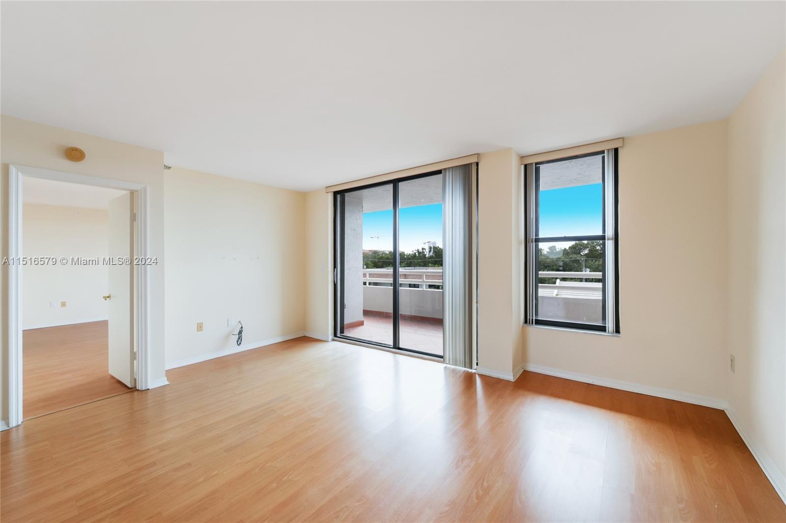 441 Valencia Avenue 403, Coral Gables, Florida 33134, 2 Bedrooms Bedrooms, ,2 BathroomsBathrooms,Residential,For Sale,441 Valencia Avenue 403,A11516579