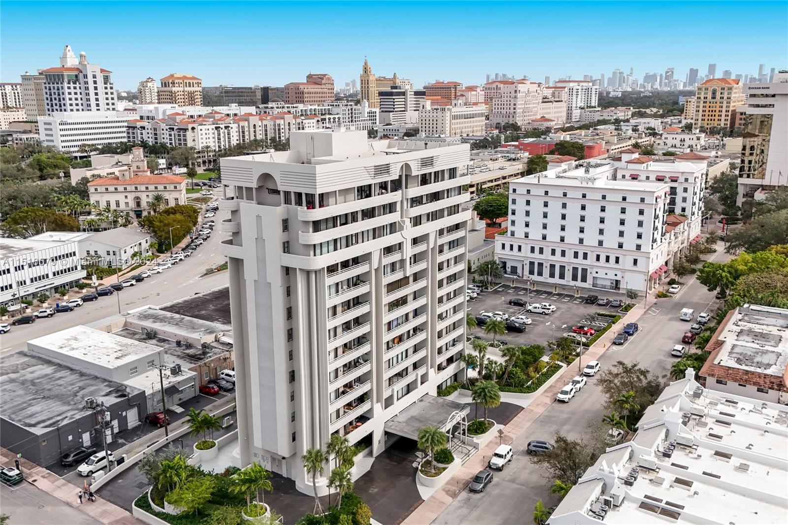 441 Valencia Avenue 403, Coral Gables, Florida 33134, 2 Bedrooms Bedrooms, ,2 BathroomsBathrooms,Residential,For Sale,441 Valencia Avenue 403,A11516579