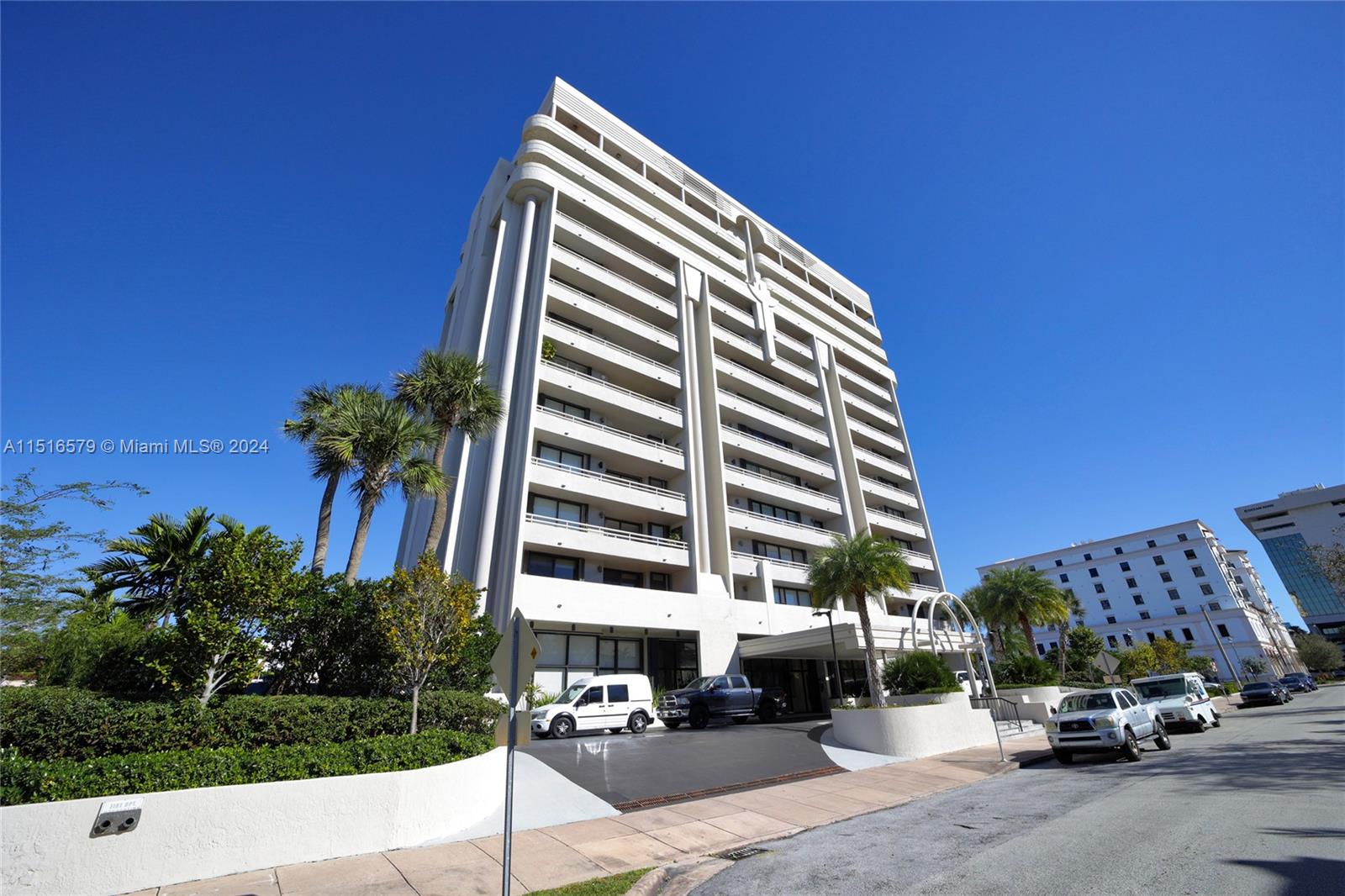 441 Valencia Avenue 403, Coral Gables, Florida 33134, 2 Bedrooms Bedrooms, ,2 BathroomsBathrooms,Residential,For Sale,441 Valencia Avenue 403,A11516579