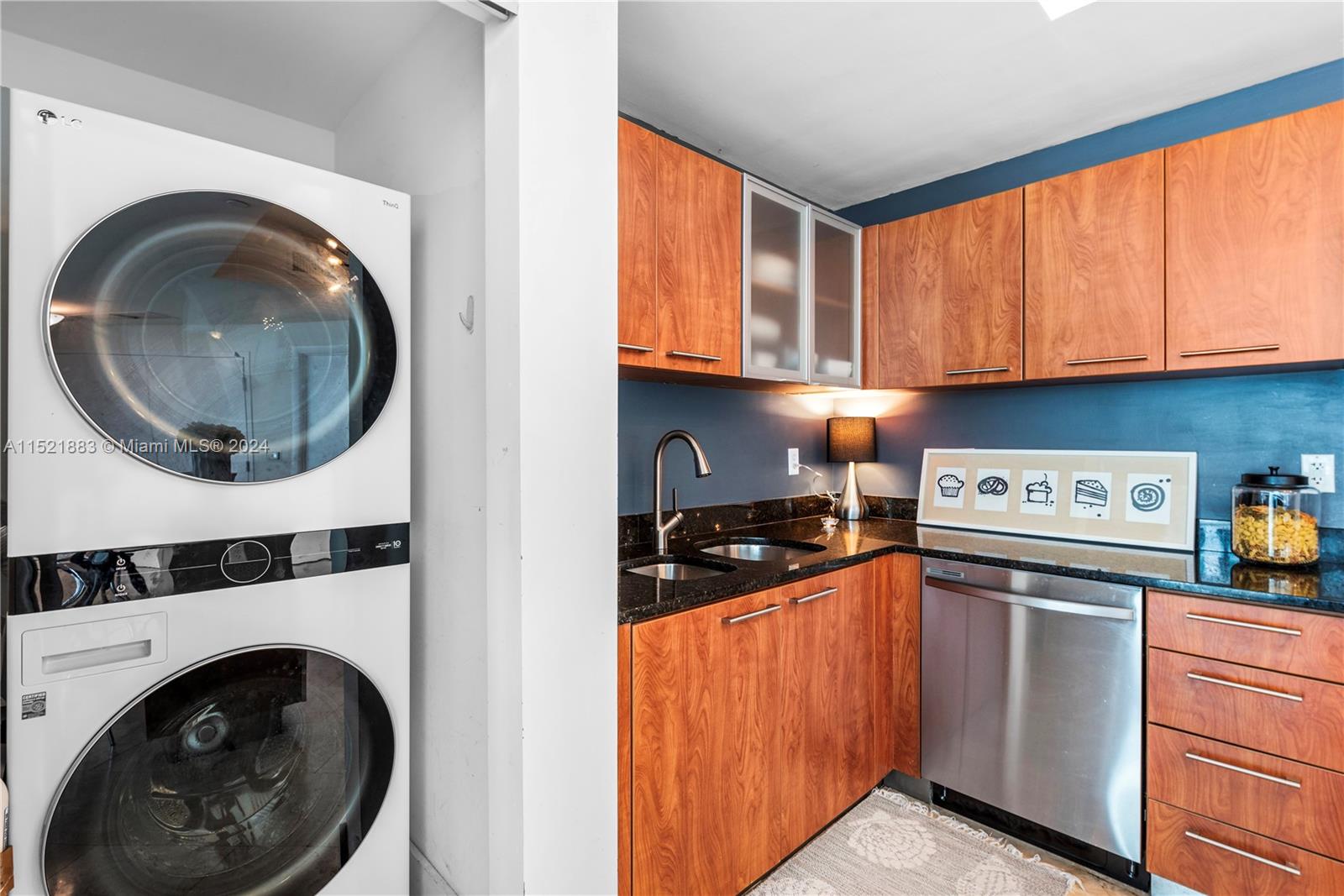 3131 NE 188th St 2-705 +BOAT, Aventura, Florida 33180, 2 Bedrooms Bedrooms, 1 Room Rooms,2 BathroomsBathrooms,Residential,For Sale,3131 NE 188th St 2-705 +BOAT,A11521883