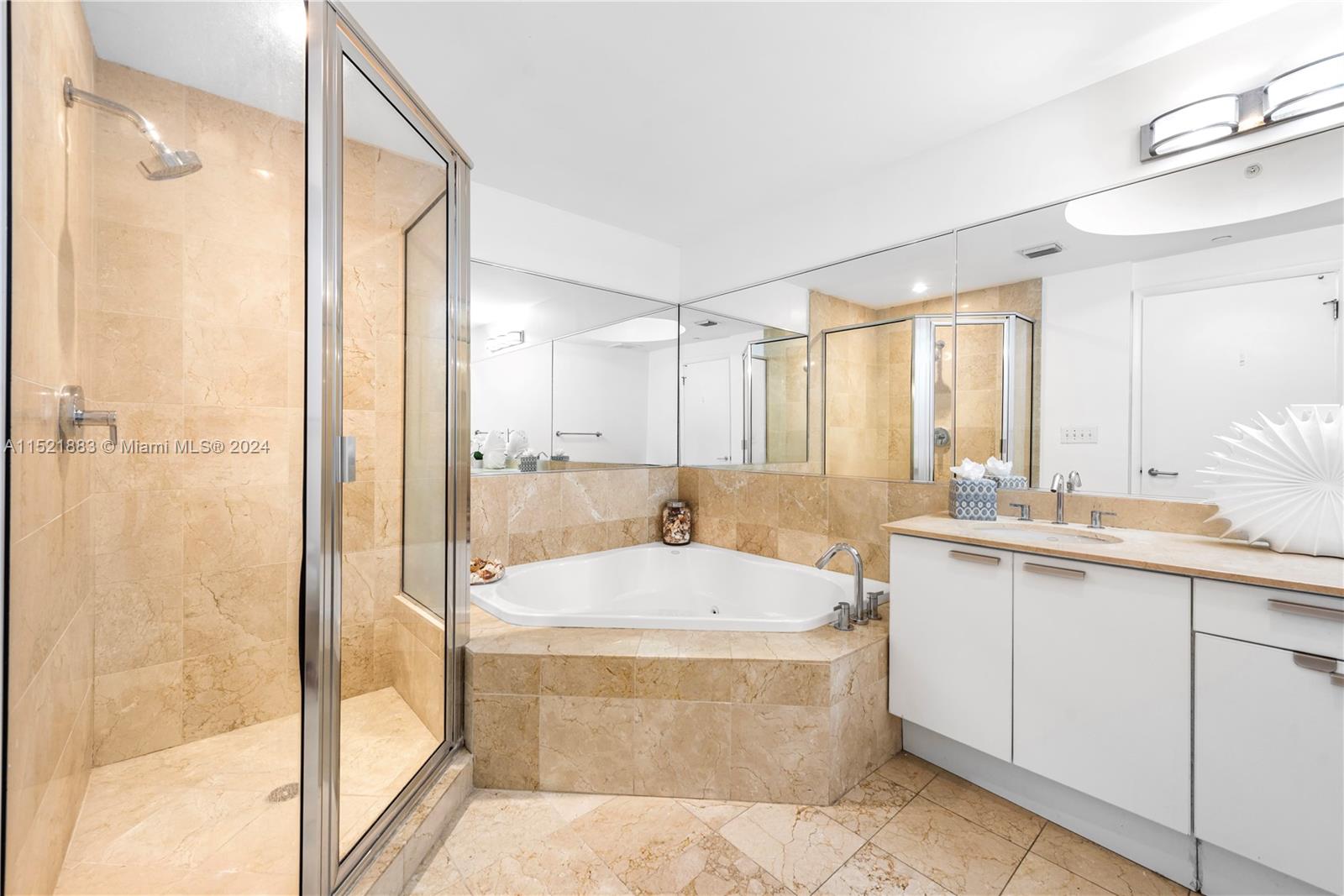 3131 188th St, Aventura, FL, 33180 United States, 2 Bedrooms Bedrooms, ,2 BathroomsBathrooms,Residential,For Sale,188th St,A11521883