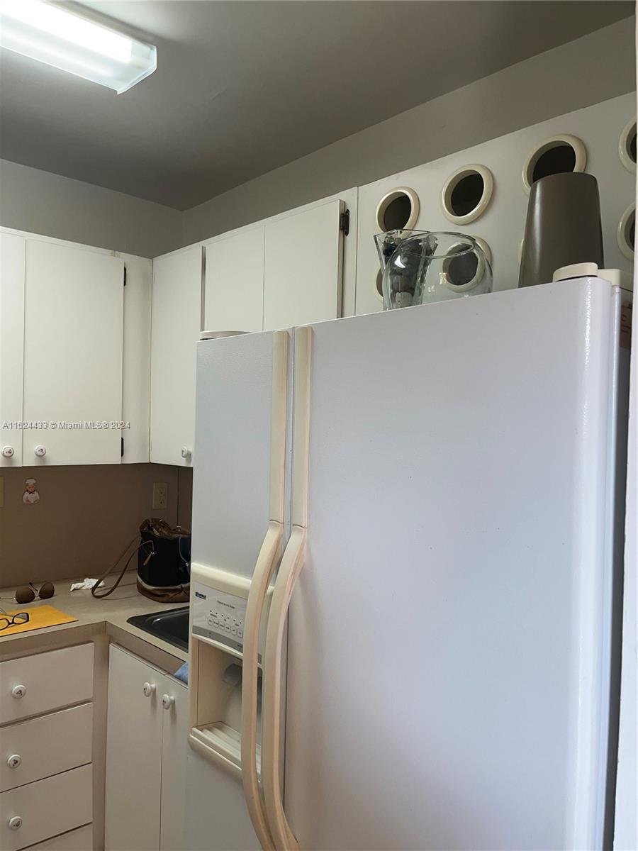 6200 W Flagler St 402, Miami, Florida 33144, 2 Bedrooms Bedrooms, ,1 BathroomBathrooms,Residential,For Sale,6200 W Flagler St 402,A11524433