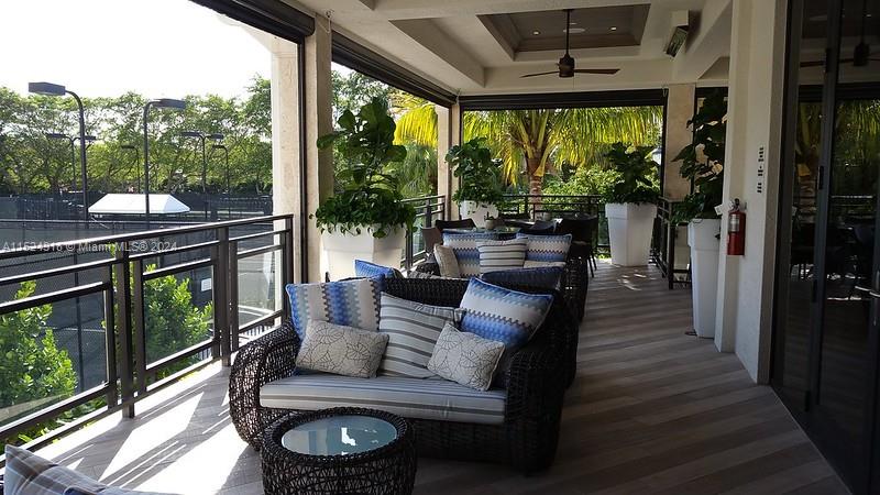 3900 Island Blvd B406, Aventura, FL 33160, 3 Bedrooms Bedrooms, ,3 BathroomsBathrooms,Residential,For Sale,Island Blvd,A11524318