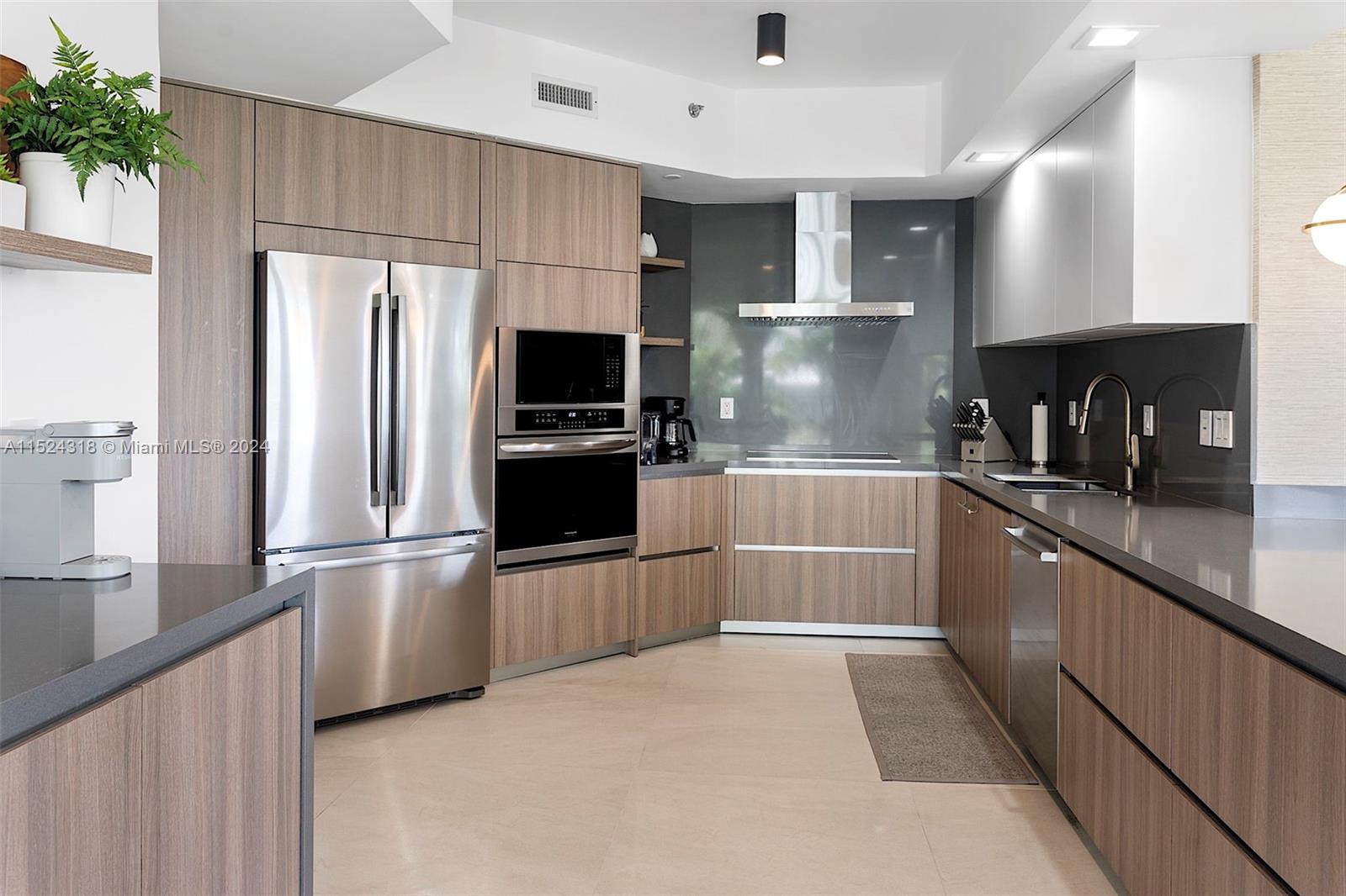 3900 Island Blvd B406, Aventura, Florida 33160, 3 Bedrooms Bedrooms, ,3 BathroomsBathrooms,Residential,For Sale,3900 Island Blvd B406,A11524318