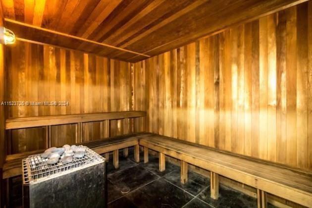 133 NE 2nd Ave 1817, Miami, Florida 33132, 1 Bedroom Bedrooms, ,1 BathroomBathrooms,Residential,For Sale,133 NE 2nd Ave 1817,A11523726