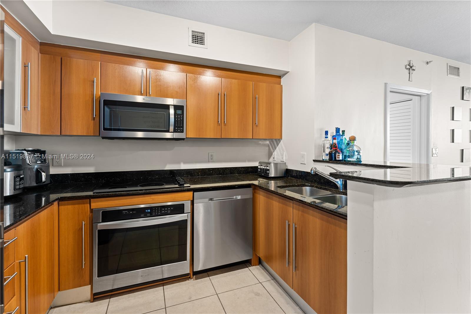 325 S Biscayne Blvd 3514, Miami, Florida 33131, 2 Bedrooms Bedrooms, ,2 BathroomsBathrooms,Residential,For Sale,325 S Biscayne Blvd 3514,A11519837