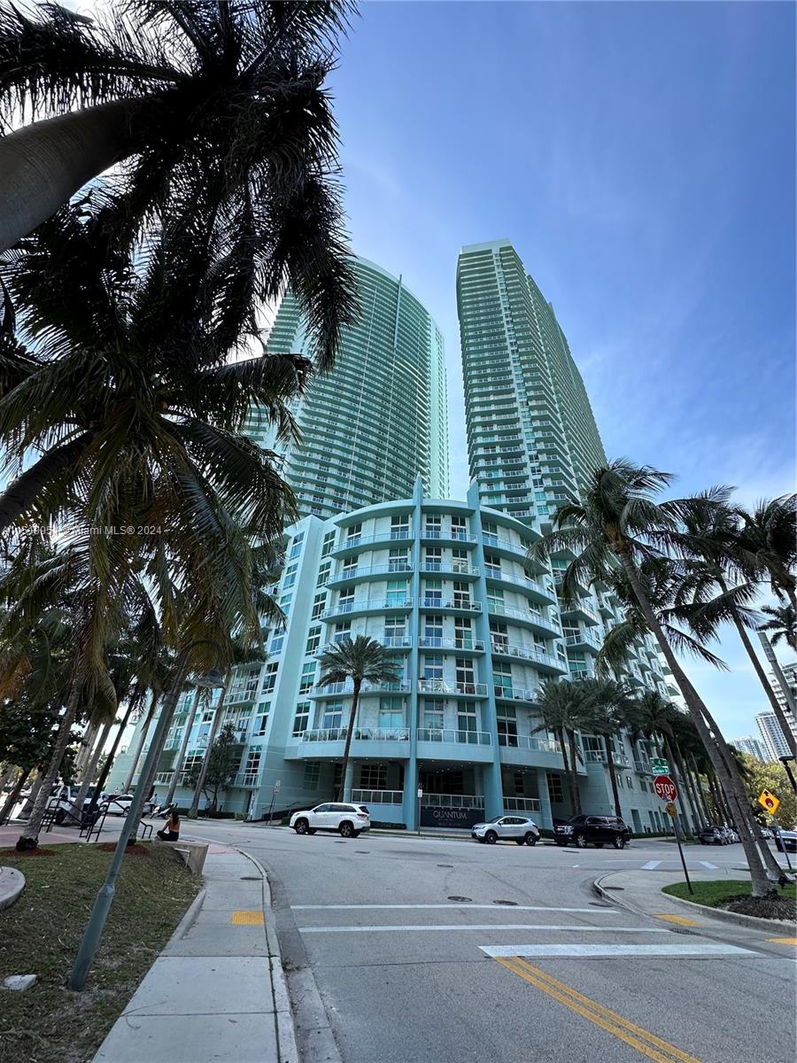 1900 N Bayshore Dr 512, Miami, Florida 33132, 2 Bedrooms Bedrooms, ,2 BathroomsBathrooms,Residential,For Sale,1900 N Bayshore Dr 512,A11519951