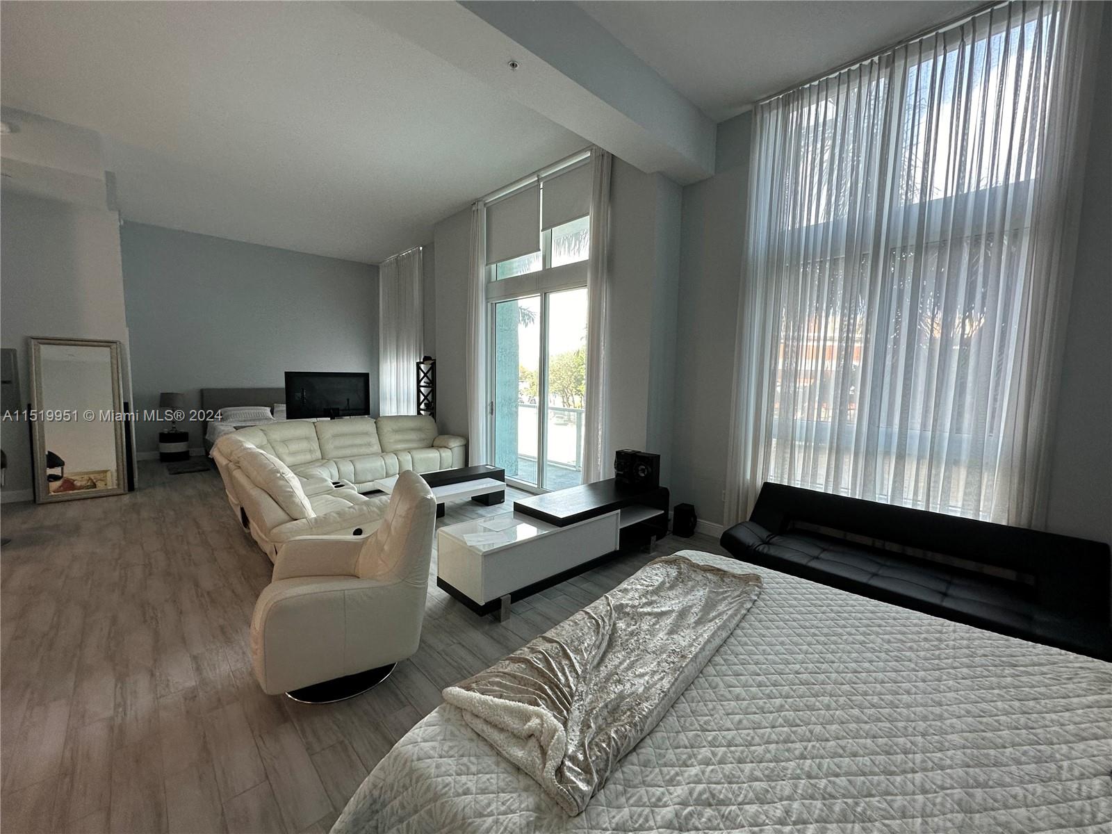 1900 N Bayshore Dr 512, Miami, Florida 33132, 2 Bedrooms Bedrooms, ,2 BathroomsBathrooms,Residential,For Sale,1900 N Bayshore Dr 512,A11519951