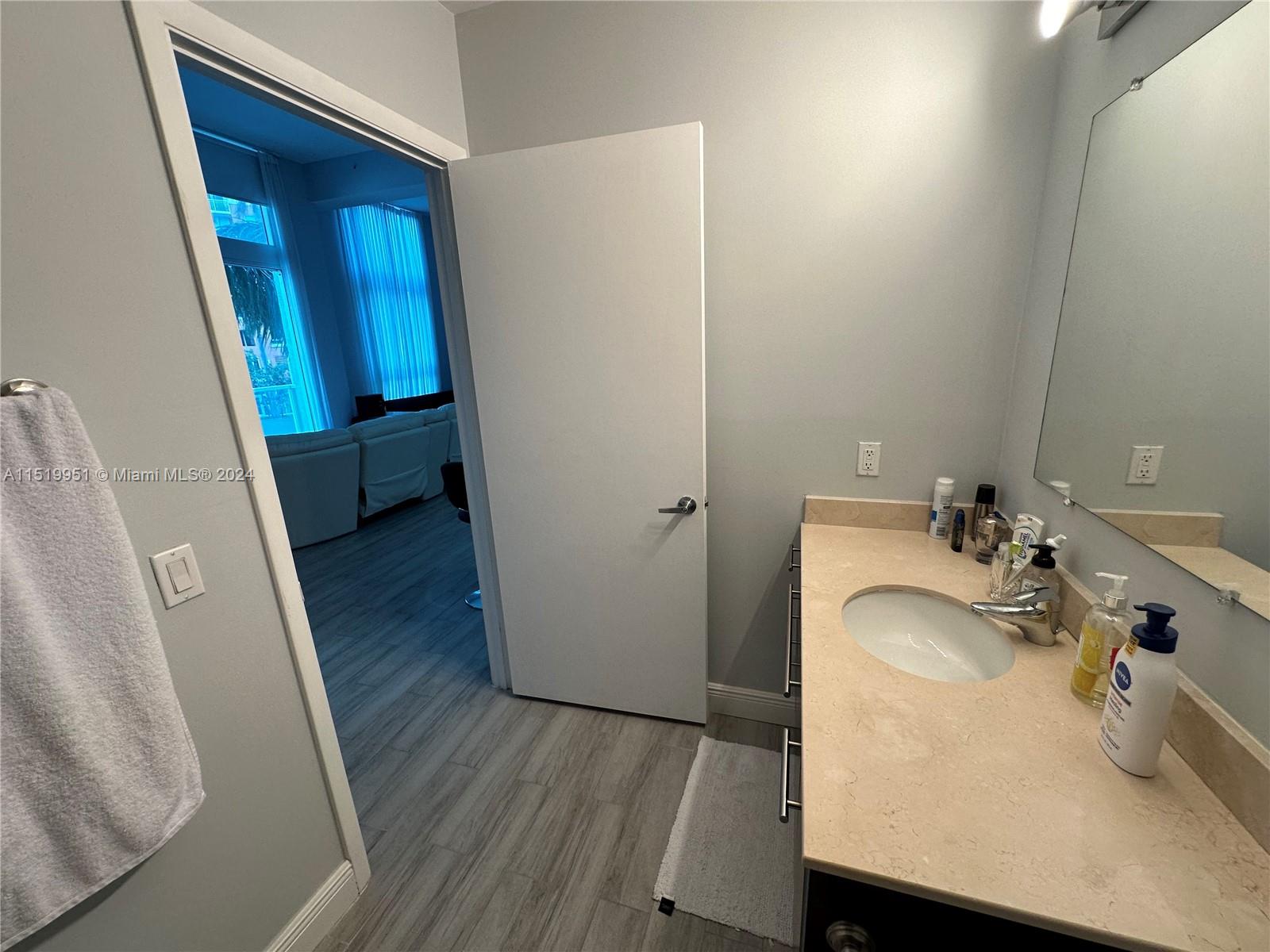 1900 N Bayshore Dr 512, Miami, Florida 33132, 2 Bedrooms Bedrooms, ,2 BathroomsBathrooms,Residential,For Sale,1900 N Bayshore Dr 512,A11519951