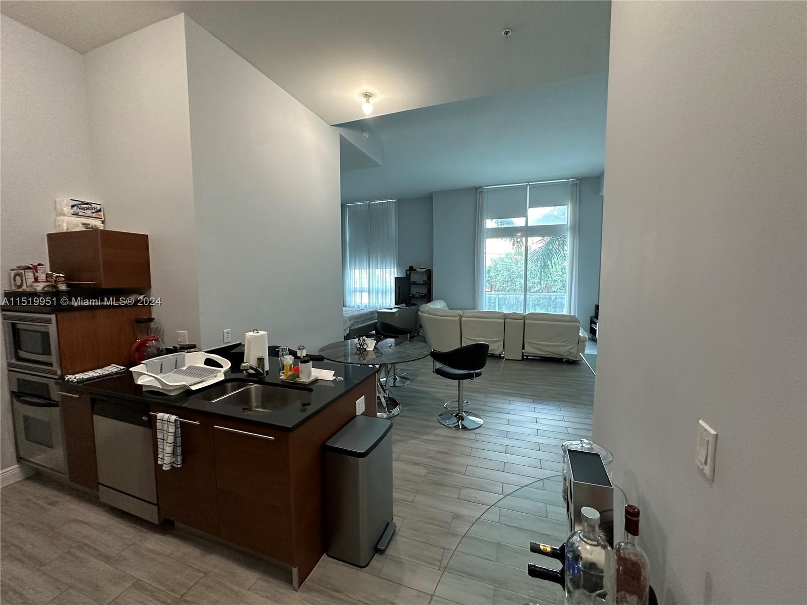 1900 N Bayshore Dr 512, Miami, Florida 33132, 2 Bedrooms Bedrooms, ,2 BathroomsBathrooms,Residential,For Sale,1900 N Bayshore Dr 512,A11519951