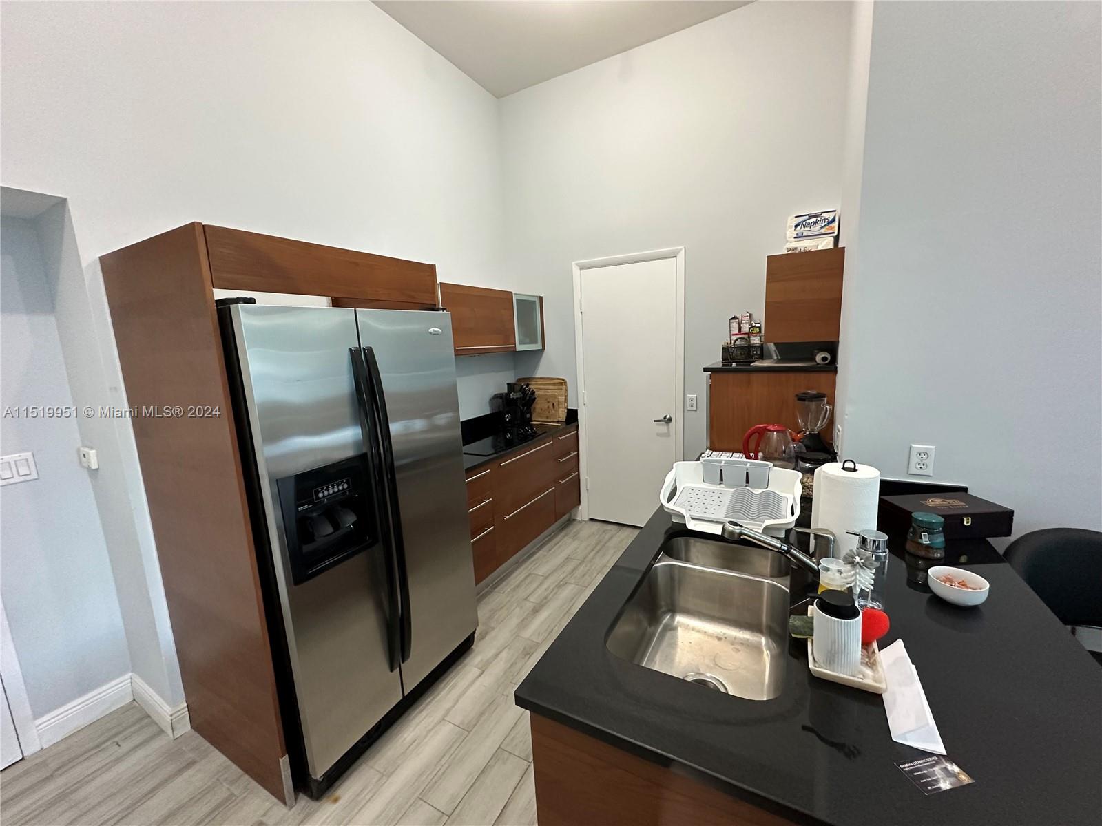 1900 N Bayshore Dr 512, Miami, Florida 33132, 2 Bedrooms Bedrooms, ,2 BathroomsBathrooms,Residential,For Sale,1900 N Bayshore Dr 512,A11519951