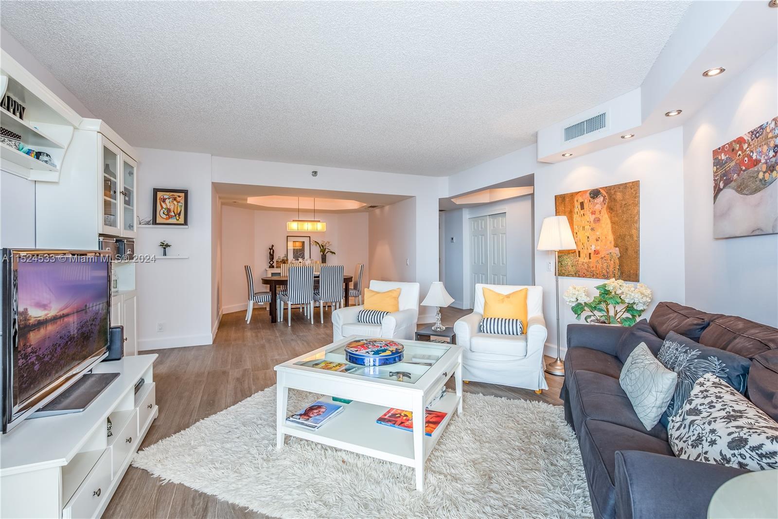 3610 Yacht Club Dr 808, Aventura, Florida 33180, 3 Bedrooms Bedrooms, ,2 BathroomsBathrooms,Residentiallease,For Rent,3610 Yacht Club Dr 808,A11524533