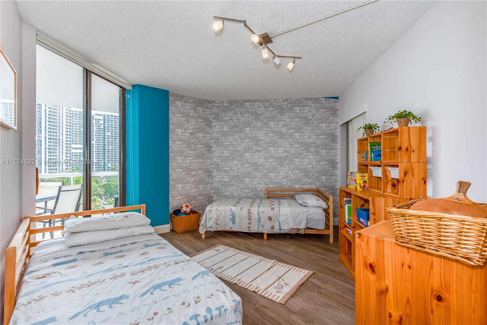 3610 Yacht Club Dr 808, Aventura, Florida 33180, 3 Bedrooms Bedrooms, ,2 BathroomsBathrooms,Residentiallease,For Rent,3610 Yacht Club Dr 808,A11524533