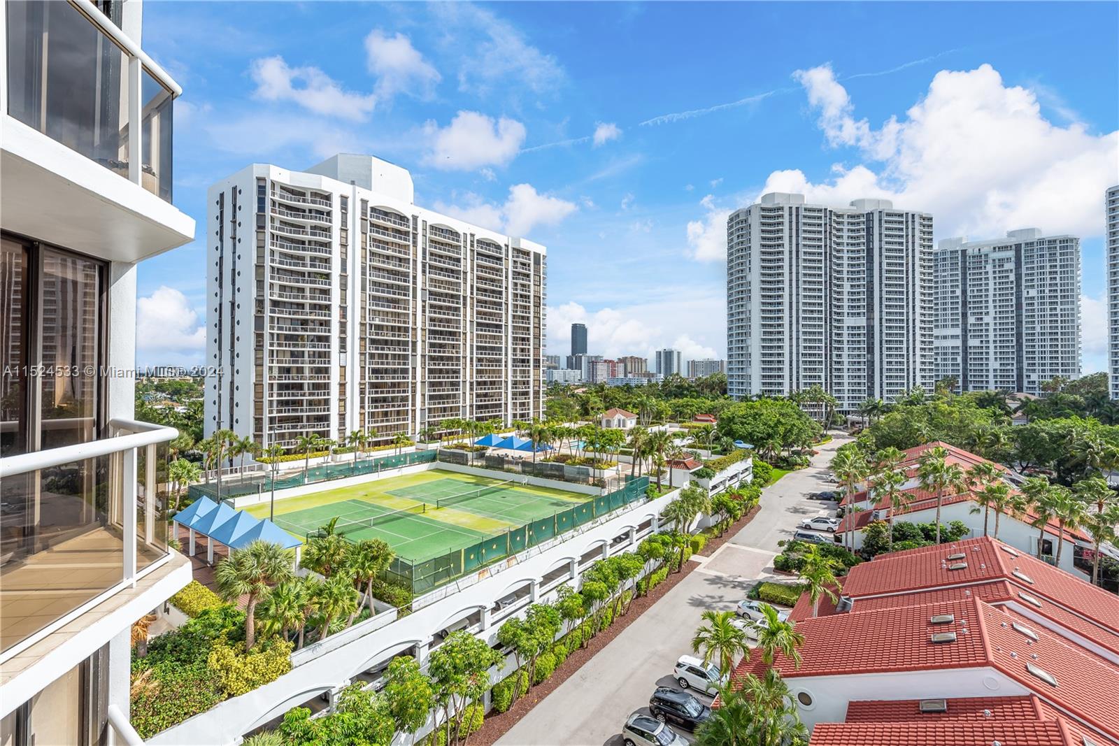 3610 Yacht Club Dr 808, Aventura, Florida 33180, 3 Bedrooms Bedrooms, ,2 BathroomsBathrooms,Residentiallease,For Rent,3610 Yacht Club Dr 808,A11524533