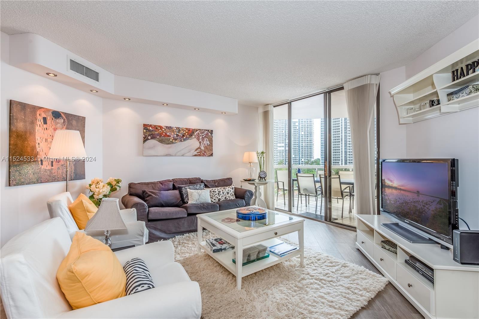 3610 Yacht Club Dr 808, Aventura, Florida 33180, 3 Bedrooms Bedrooms, ,2 BathroomsBathrooms,Residentiallease,For Rent,3610 Yacht Club Dr 808,A11524533