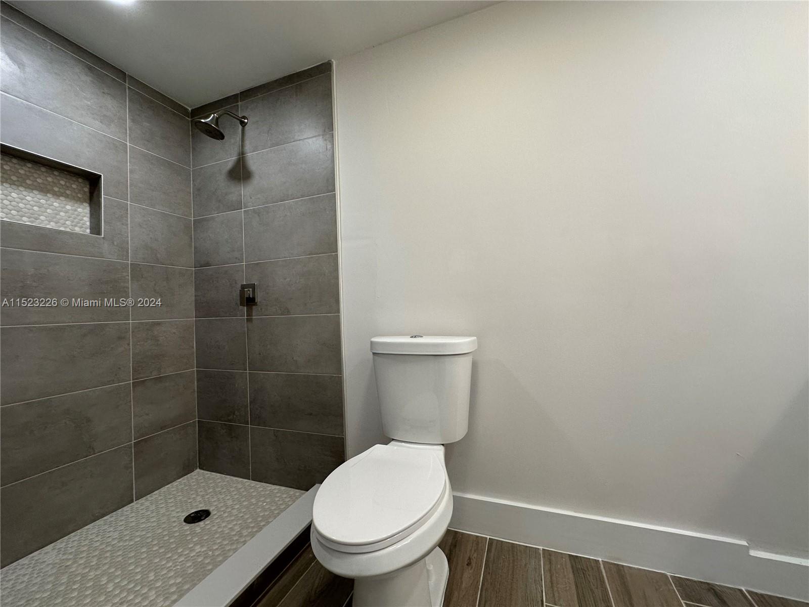 851 Atlantic Shores Blvd 125, Hallandale Beach, Florida 33009, 1 Bedroom Bedrooms, ,1 BathroomBathrooms,Residential,For Sale,851 Atlantic Shores Blvd 125,A11523226