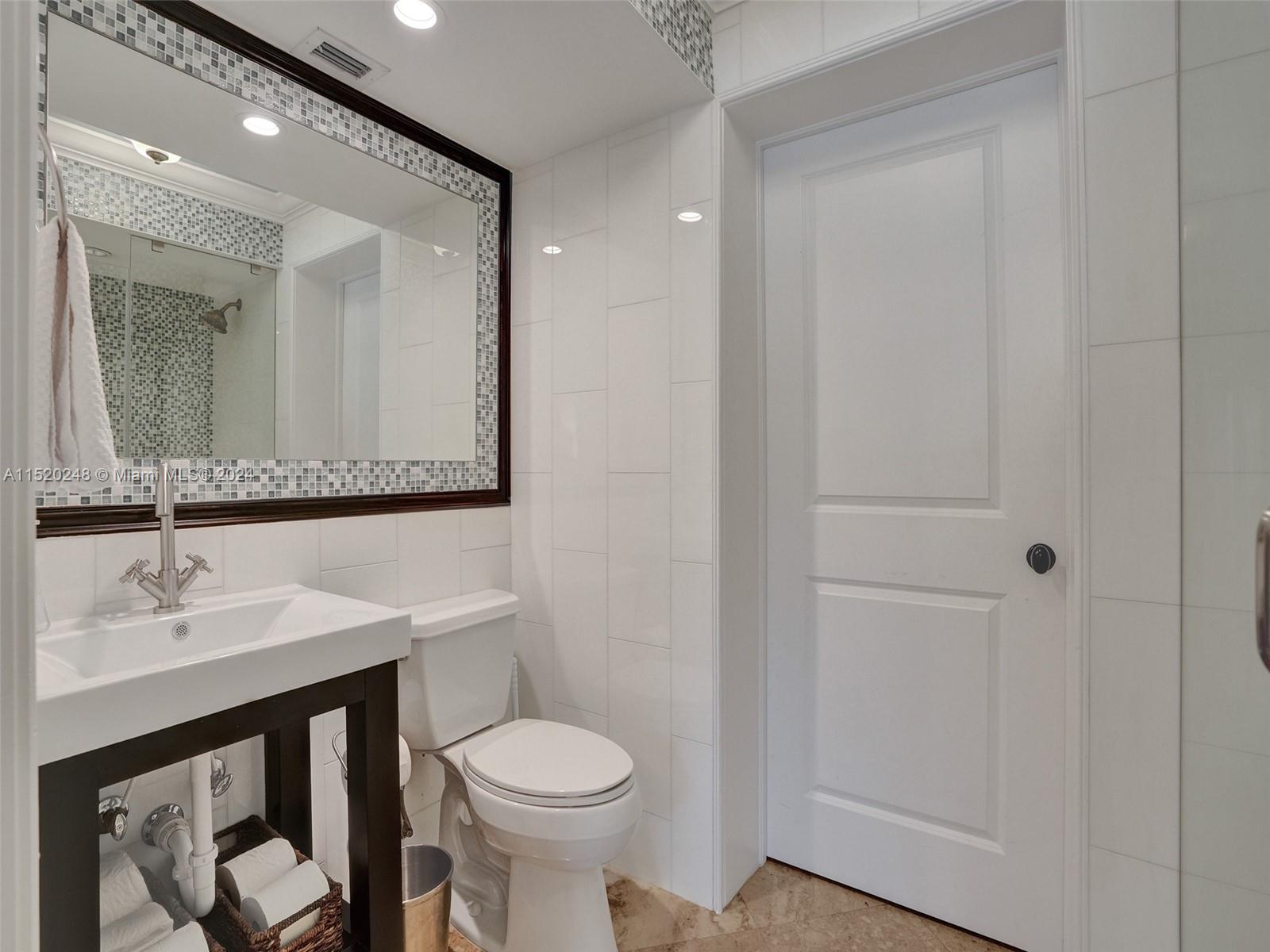 4664 SW 14th St, Miami, Florida 33134, 4 Bedrooms Bedrooms, ,4 BathroomsBathrooms,Residential,For Sale,4664 SW 14th St,A11520248