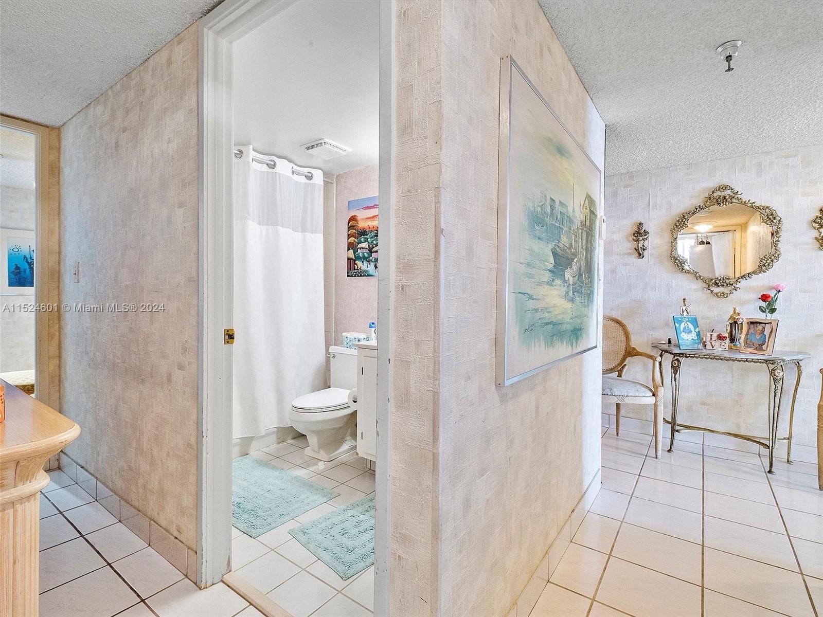 290 174th St, Sunny Isles Beach, FL, 33160 United States, 3 Bedrooms Bedrooms, ,3 BathroomsBathrooms,Residential,For Sale,174th St,A11524601