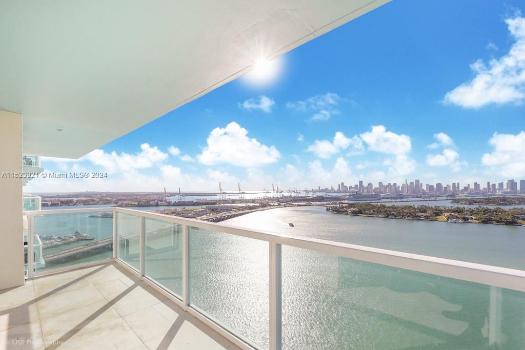 650 West Ave 2811, Miami Beach, Florida 33139, 2 Bedrooms Bedrooms, ,2 BathroomsBathrooms,Residential,For Sale,650 West Ave 2811,A11523921
