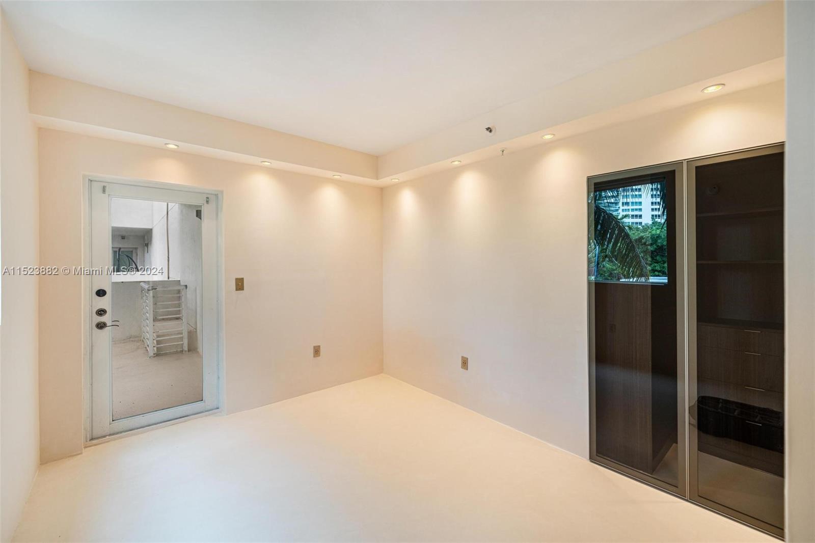 1428 West Ave 201, Miami Beach, Florida 33139, 2 Bedrooms Bedrooms, ,2 BathroomsBathrooms,Residentiallease,For Rent,1428 West Ave 201,A11523882