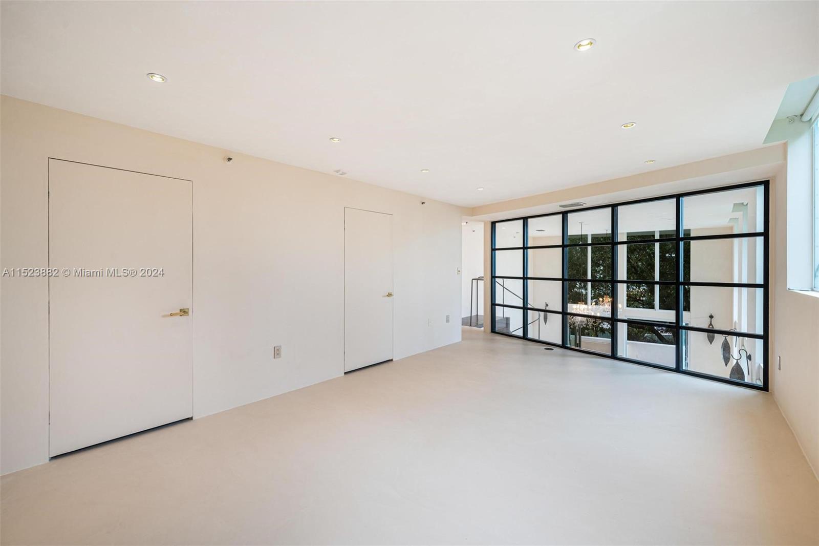 1428 West Ave 201, Miami Beach, Florida 33139, 2 Bedrooms Bedrooms, ,2 BathroomsBathrooms,Residentiallease,For Rent,1428 West Ave 201,A11523882