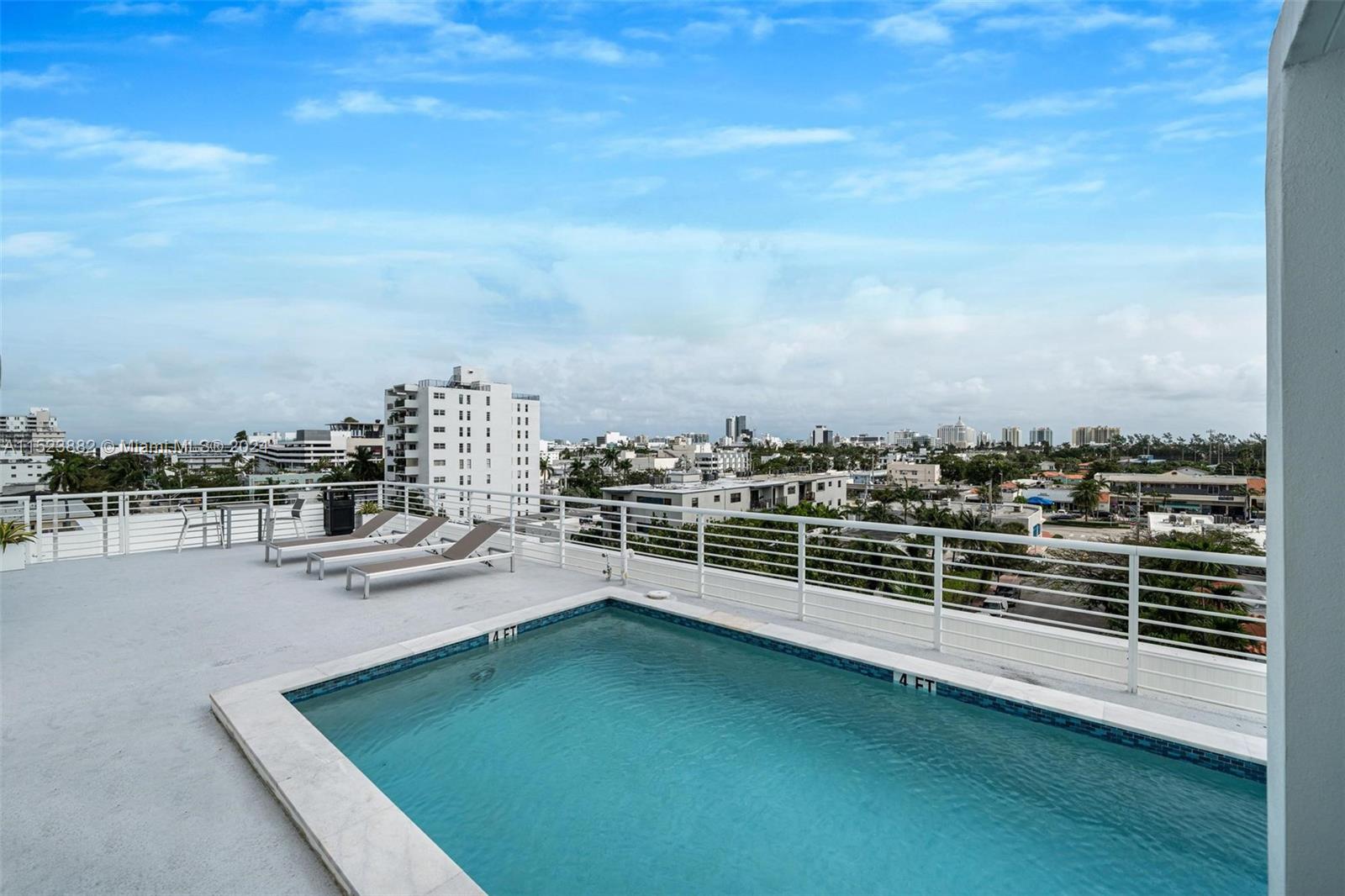 1428 West Ave 201, Miami Beach, Florida 33139, 2 Bedrooms Bedrooms, ,2 BathroomsBathrooms,Residentiallease,For Rent,1428 West Ave 201,A11523882