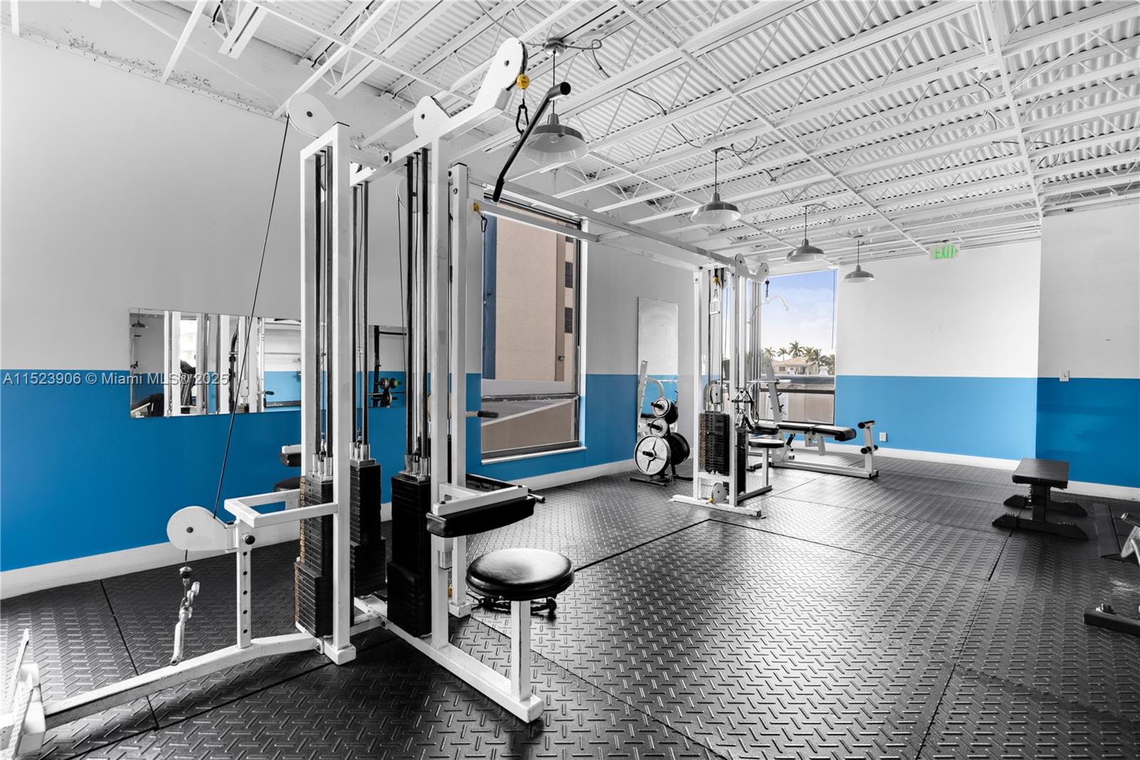 1600 S Ocean Dr 17D, Hollywood, Florida 33019, 1 Bedroom Bedrooms, ,1 BathroomBathrooms,Residential,For Sale,1600 S Ocean Dr 17D,A11523906