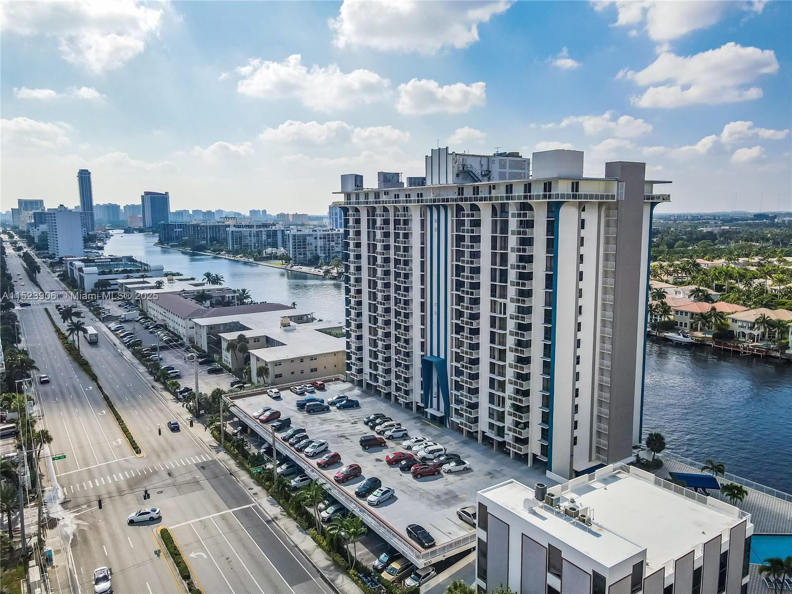 1600 S Ocean Dr 17D, Hollywood, Florida 33019, 1 Bedroom Bedrooms, ,1 BathroomBathrooms,Residential,For Sale,1600 S Ocean Dr 17D,A11523906