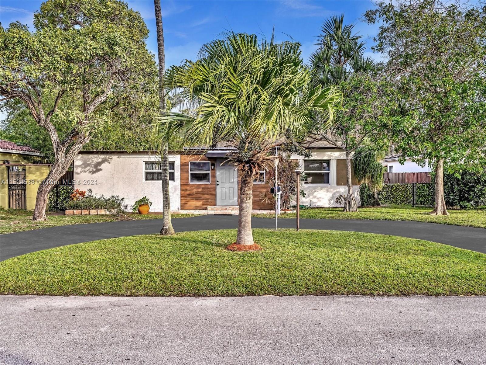 1419  Funston St  For Sale A11524538, FL