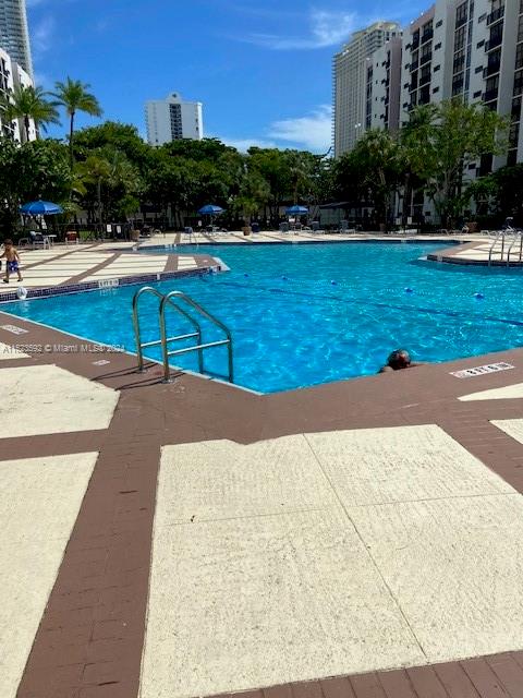 16909 Bay Rd, Sunny Isles Beach, FL, 33160 United States, 2 Bedrooms Bedrooms, ,2 BathroomsBathrooms,Residential,For Sale,Bay Rd,A11523592