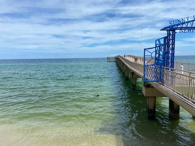 16909 Bay Rd, Sunny Isles Beach, FL, 33160 United States, 2 Bedrooms Bedrooms, ,2 BathroomsBathrooms,Residential,For Sale,Bay Rd,A11523592