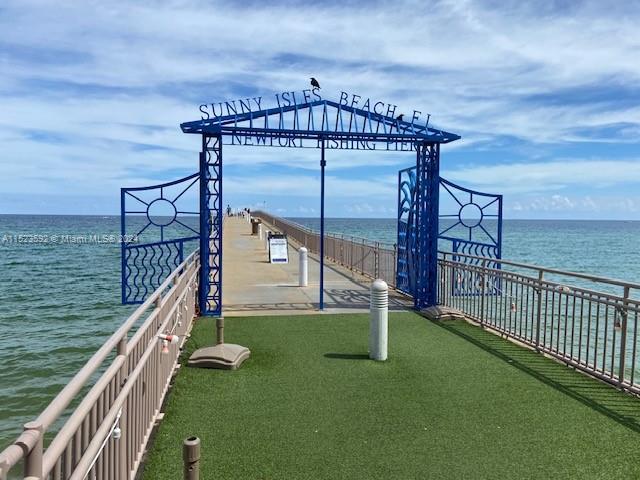 NEWPORT FISHING PIER