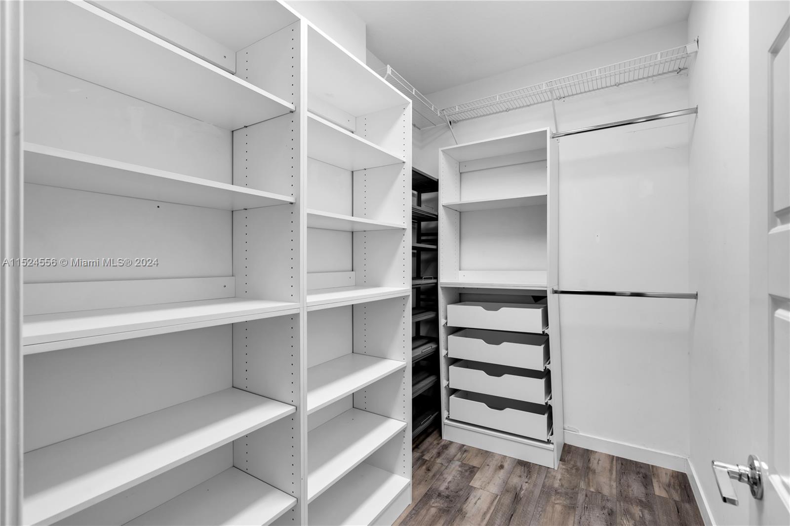 15018 SW 176th St, Miami, Florida 33187, 5 Bedrooms Bedrooms, ,4 BathroomsBathrooms,Residential,For Sale,15018 SW 176th St,A11524556