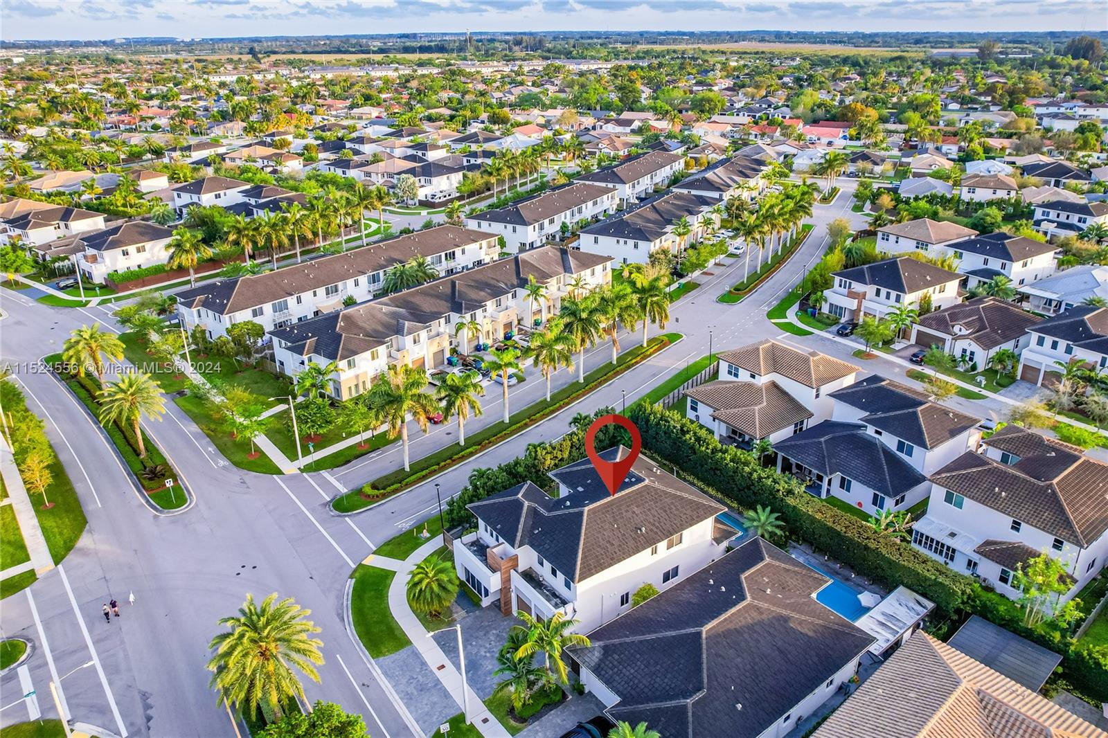 15018 SW 176th St, Miami, Florida 33187, 5 Bedrooms Bedrooms, ,4 BathroomsBathrooms,Residential,For Sale,15018 SW 176th St,A11524556